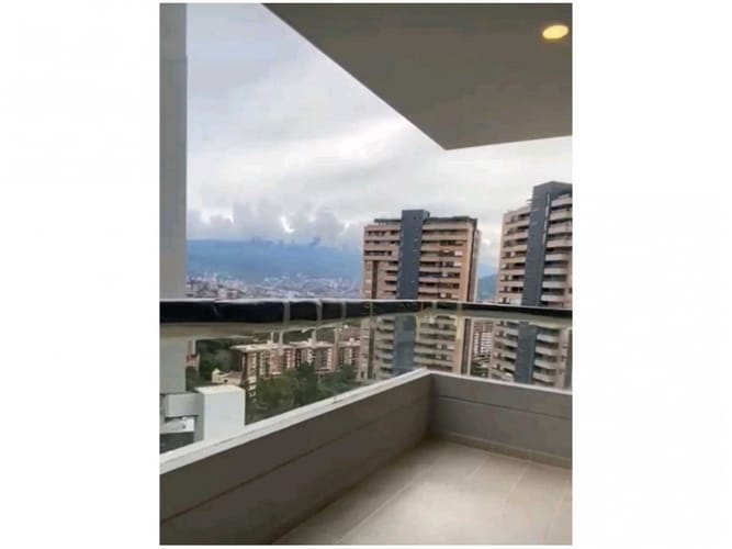 Apartamento de 2 alcobas en venta en Cumbres, Envigado, 96 m² · foto 12 de 13