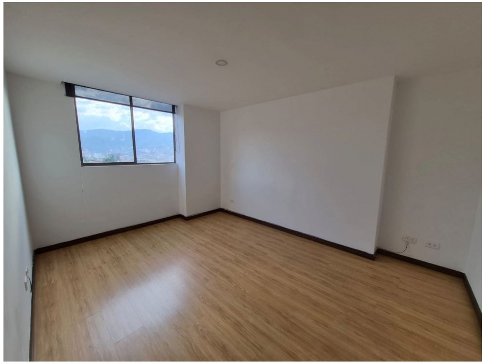 Apartamento en venta en La Abadia, Medellín · foto 5 de 13