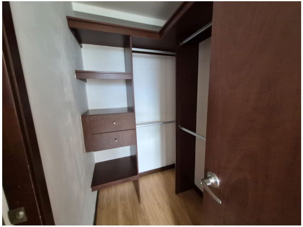 Apartamento en venta en La Abadia, Medellín · foto 6 de 13