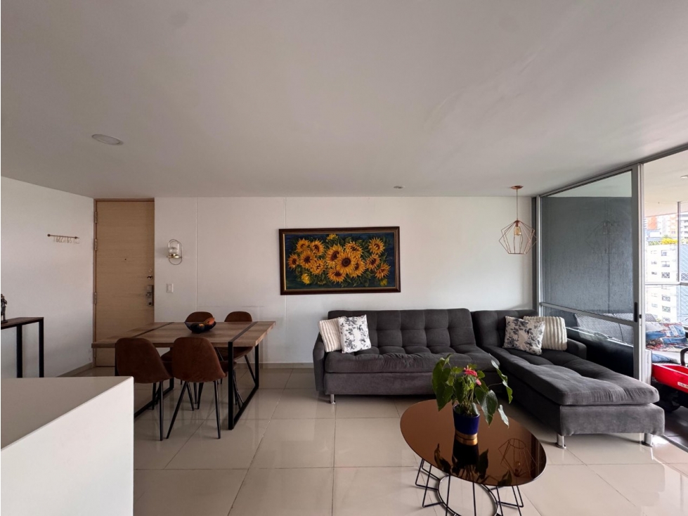 Apartamento en venta en Loma Del Esmeraldal, Envigado · foto 4 de 11