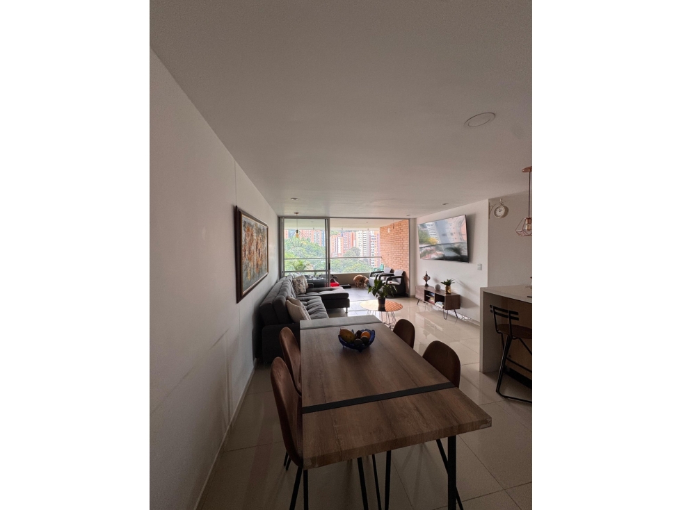 Apartamento en venta en Loma Del Esmeraldal, Envigado · foto 5 de 11