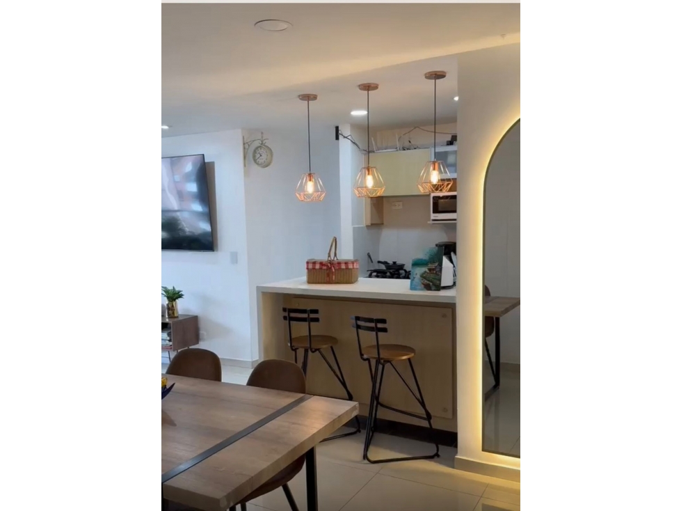 Apartamento en venta en Loma Del Esmeraldal, Envigado · foto 7 de 11