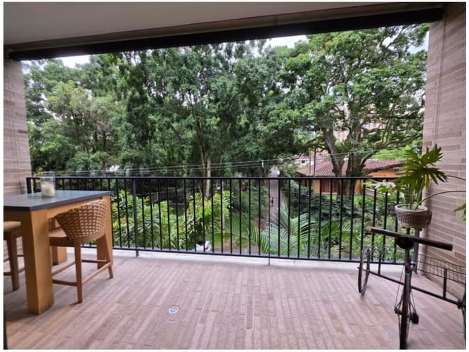 Apartaestudio en venta en El Poblado, Medellín, 112 m² · foto 8 de 24
