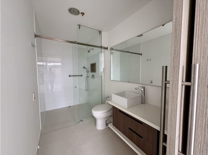 Apartamento de 1 alcoba en venta en Aeropuerto, Rionegro, 63 m² · foto 8 de 15