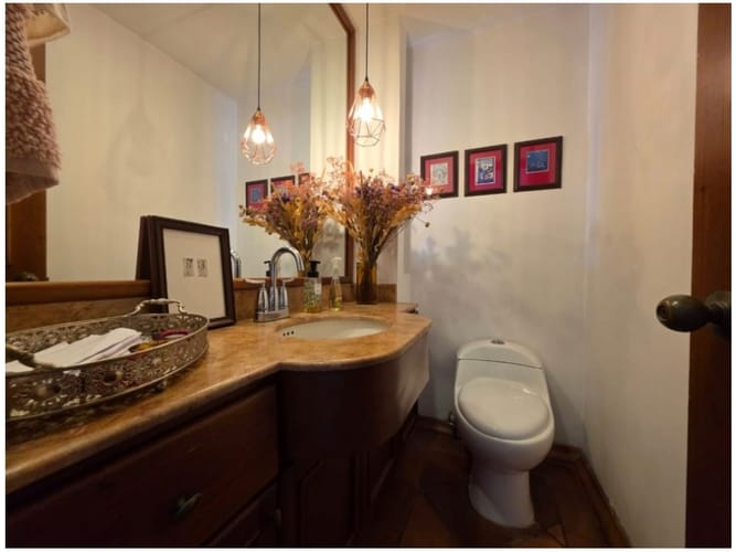 Casa en venta en Loma Benedictinos, Envigado · foto 12 de 24