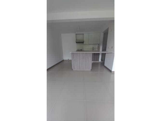 Apartamento de 3 alcobas en venta en El Chingui, Envigado, 86 m² · foto 2 de 20