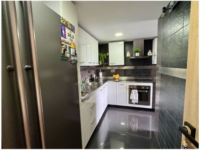 Apartamento de 3 alcobas en venta en El Tesoro, Medellín, 117 m² · foto 6 de 17