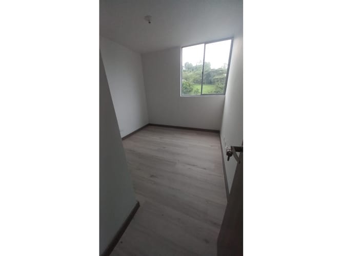 Apartamento de 3 alcobas en venta en El Chingui, Envigado, 86 m² · foto 10 de 20