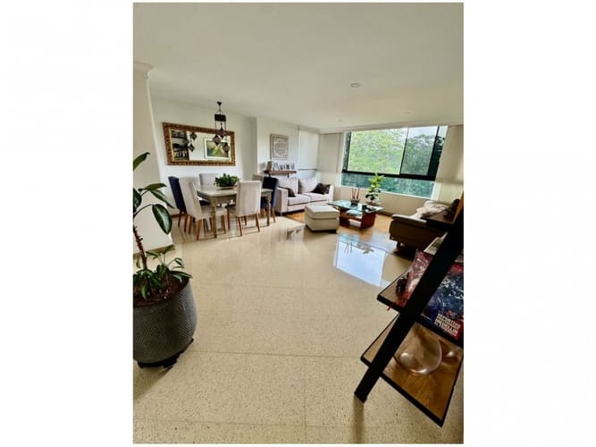 Apartamento de 3 alcobas en venta en El Tesoro, Medellín, 117 m² · foto 15 de 17