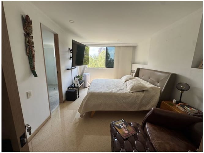 Apartamento de 3 alcobas en venta en El Tesoro, Medellín, 117 m² · foto 16 de 17