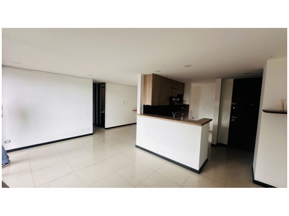 Apartamento en venta en El Esmeraldal, Envigado · foto 5 de 10