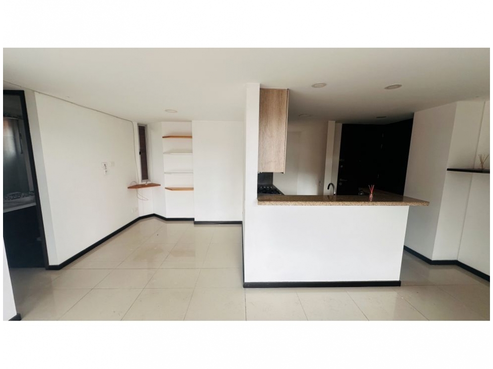 Apartamento en venta en El Esmeraldal, Envigado · foto 6 de 10