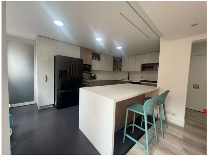 Apartamento de 2 alcobas en venta en Astorga, Medellín, 162 m² · foto 4 de 20