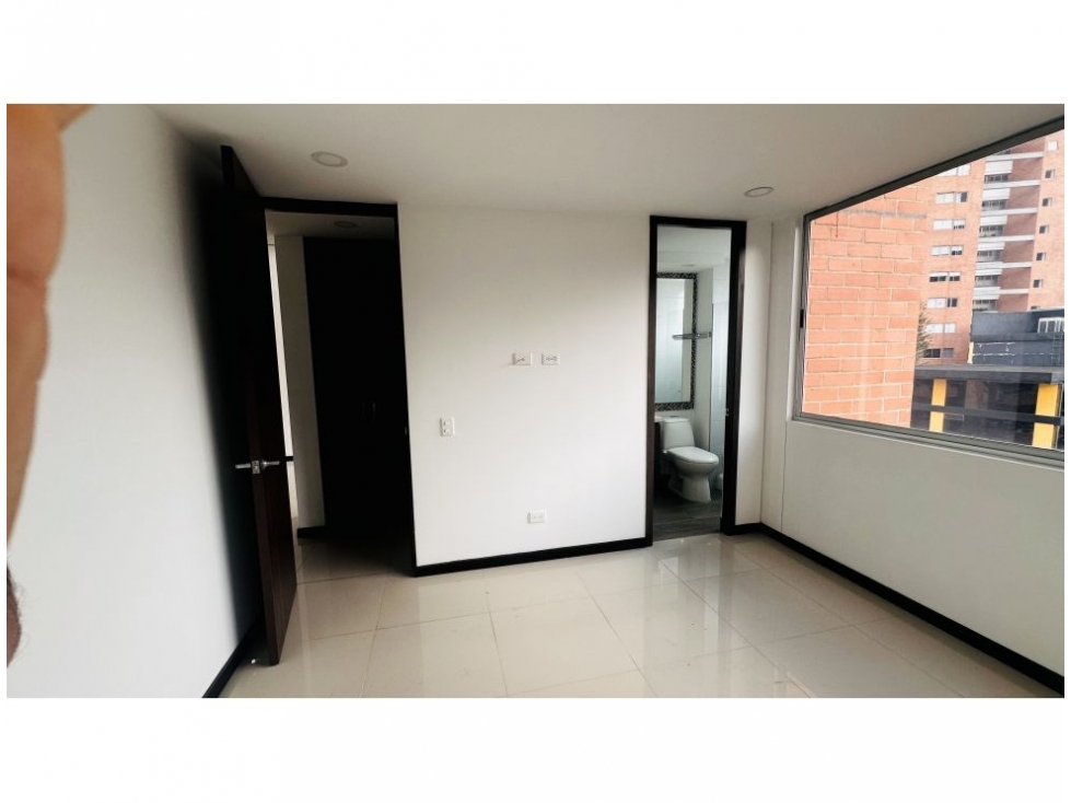 Apartamento en venta en El Esmeraldal, Envigado · foto 9 de 10