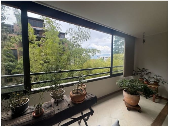 Apartamento de 3 alcobas en venta en Los Naranjos, Medellín, 112 m² · foto 2 de 10
