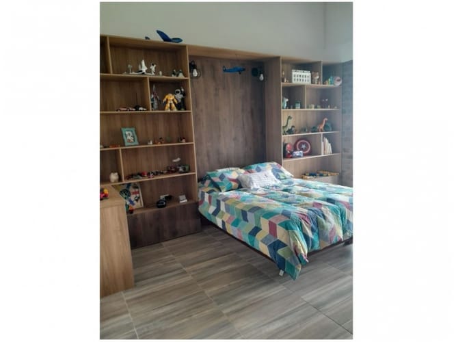 Casa de 3 alcobas en venta en El Retiro, 240 m² · foto 18 de 24