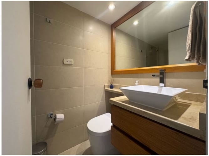 Apartamento de 3 alcobas en venta en Los Naranjos, Medellín, 112 m² · foto 8 de 10