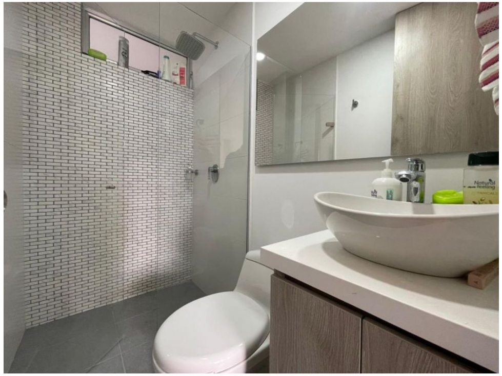 Apartamento en venta en Zona Industrial No. 1, Itagüí · foto 10 de 11