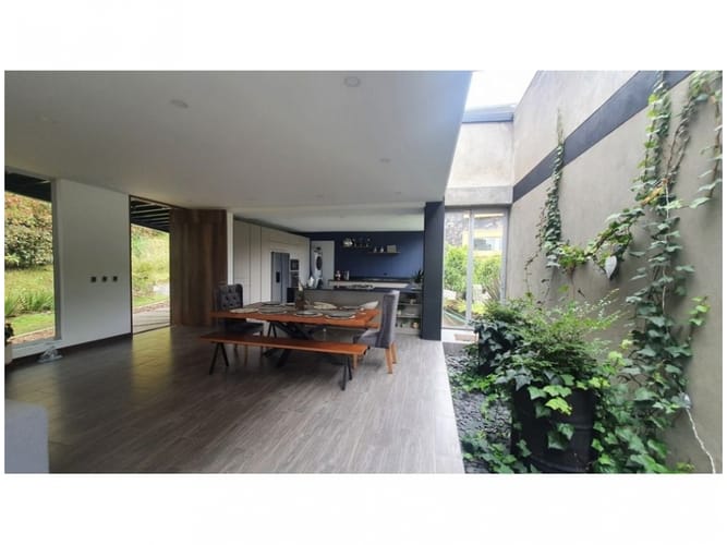 Casa de 4 alcobas en venta en Loma Del Escobero, El Retiro, 514 m² · foto 3 de 24
