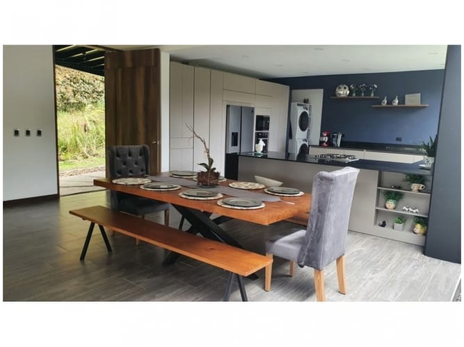 Casa de 4 alcobas en venta en Loma Del Escobero, El Retiro, 514 m² · foto 4 de 24