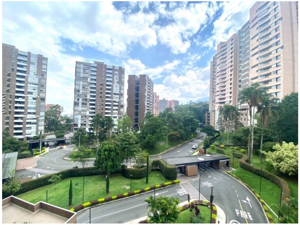 Apartamento en venta en Cumbres, Envigado · foto 4 de 14