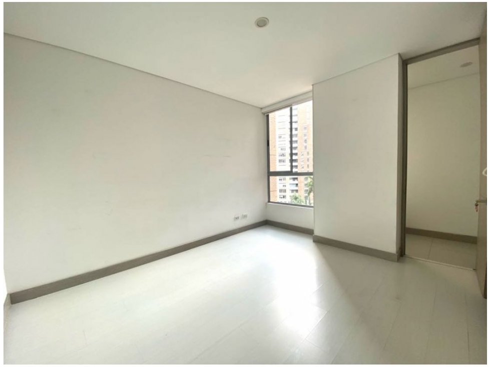 Apartamento en venta en Cumbres, Envigado · foto 7 de 14