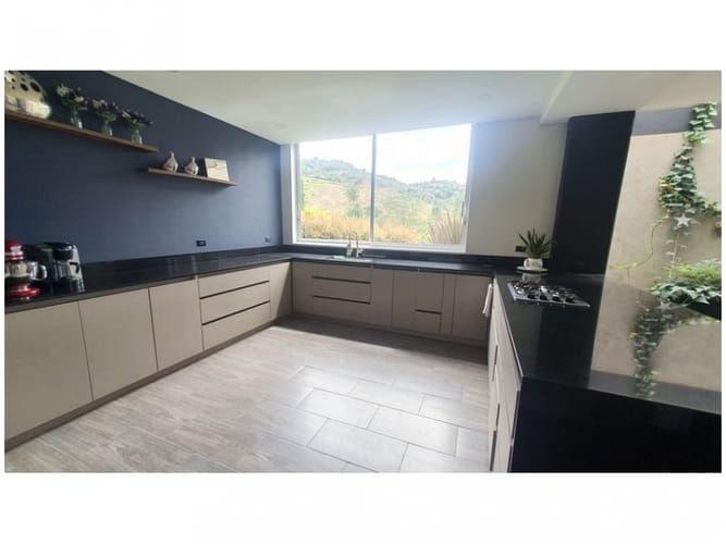 Casa de 4 alcobas en venta en Loma Del Escobero, El Retiro, 514 m² · foto 16 de 24