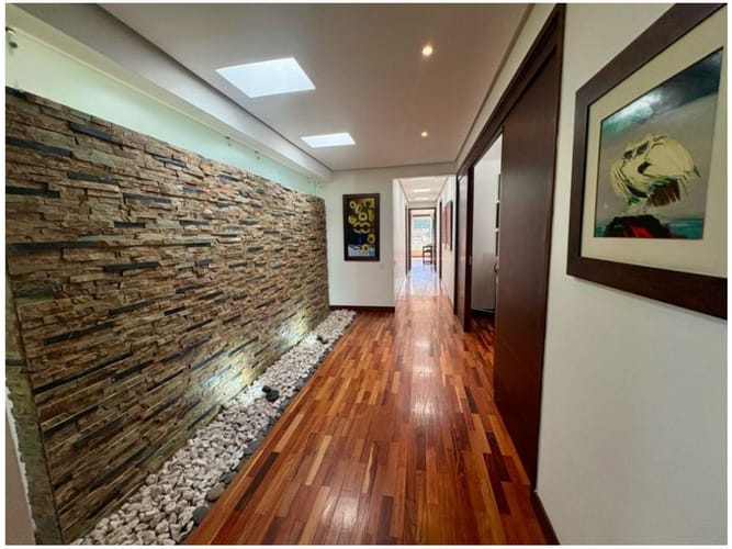 Casa de 4 alcobas en venta en Vía Las Palmas, Envigado, 466 m² · foto 10 de 17
