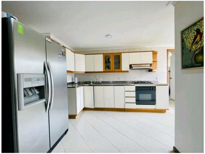 Apartamento de 3 alcobas en venta en El Diamante No. 2, Medellín, 174 m² · foto 8 de 9