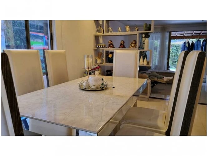 Casa de 4 alcobas en venta en Loma Del Chocho, Envigado, 212 m² · foto 9 de 24