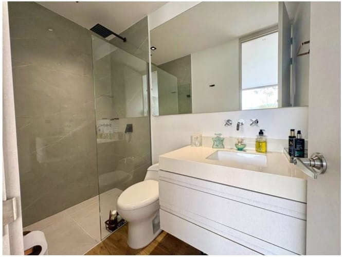Apartamento de 2 alcobas en venta en Las Lomas, Medellín, 83 m² · foto 7 de 12