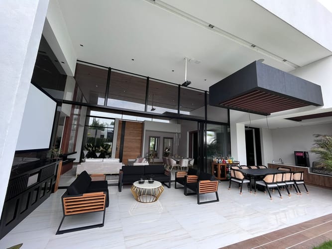 Casa de 4 alcobas en venta en Cerritos, Pereira · foto 2 de 17