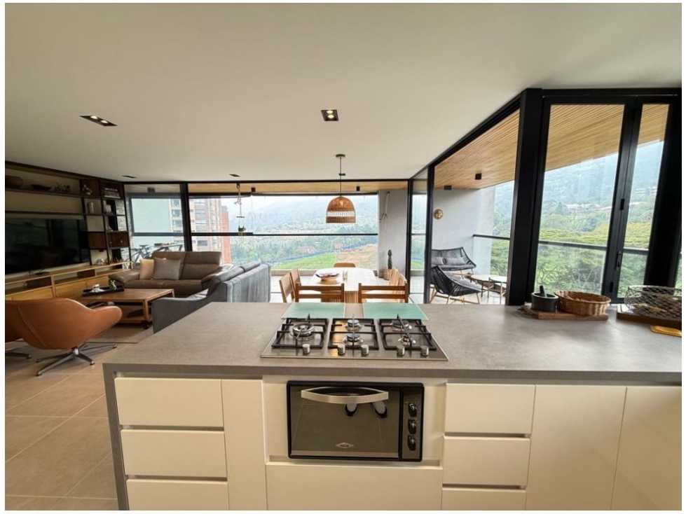 Apartamento en venta en Camino Verde, Envigado · foto 4 de 17