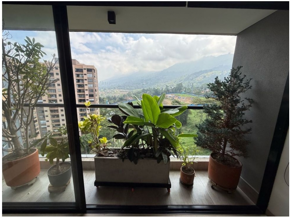 Apartamento en venta en Camino Verde, Envigado · foto 8 de 17
