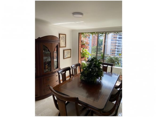 Apartamento en venta en El Poblado, Medellín · foto 12 de 24