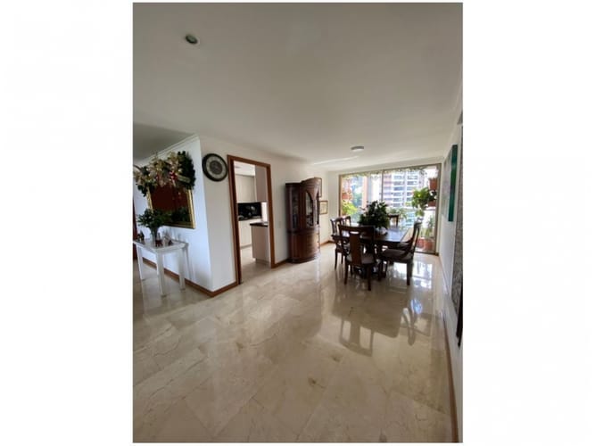 Apartamento en venta en El Poblado, Medellín · foto 13 de 24