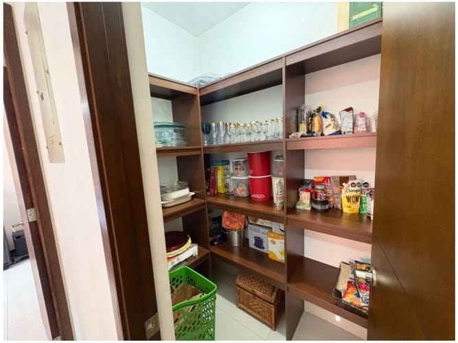 Casa de 3 alcobas en venta en Montessori, Envigado, 516 m² · foto 14 de 24