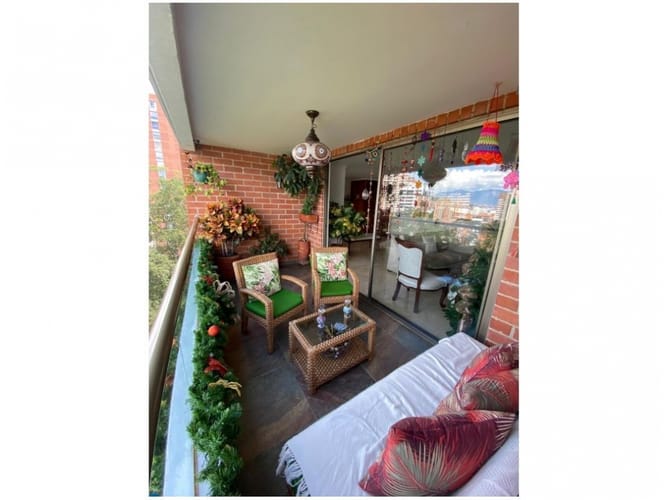 Apartamento en venta en El Poblado, Medellín · foto 15 de 24