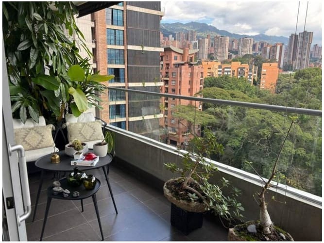 Apartamento de 2 alcobas en venta en Las Lomas, Medellín, 104 m² · foto 5 de 18