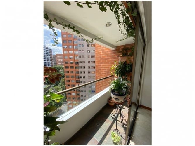 Apartamento en venta en El Poblado, Medellín · foto 17 de 24