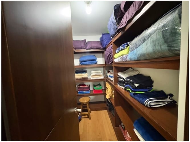 Casa de 3 alcobas en venta en Montessori, Envigado, 516 m² · foto 20 de 24