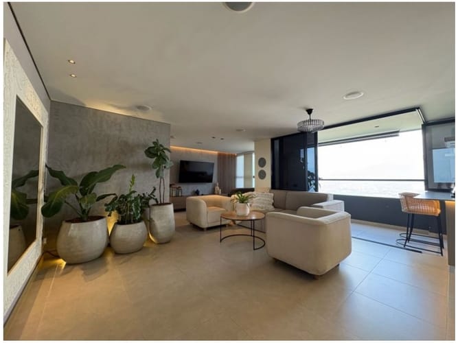 Apartamento de 2 alcobas en venta en Las Lomas, Medellín, 87 m² · foto 4 de 12