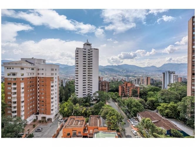 Apartamento de 3 alcobas en venta en San Lucas, Medellín, 131 m² · foto 7 de 22