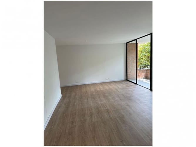 Apartamento de 3 alcobas en venta en El Poblado, Medellín, 171 m² · foto 3 de 14