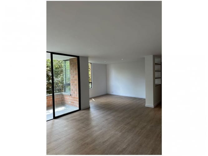 Apartamento de 3 alcobas en venta en El Poblado, Medellín, 171 m² · foto 4 de 14