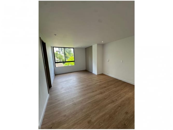 Apartamento de 3 alcobas en venta en El Poblado, Medellín, 171 m² · foto 11 de 14