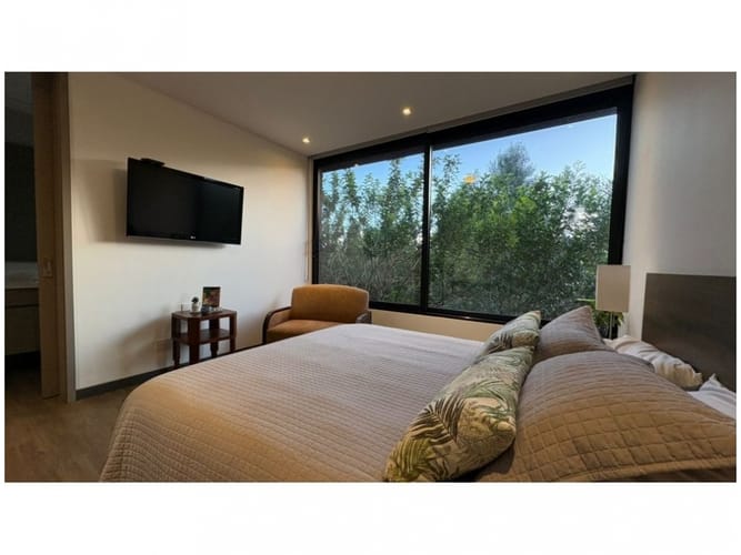 Casa de 3 alcobas en venta en Medellín, 326 m² · foto 23 de 24