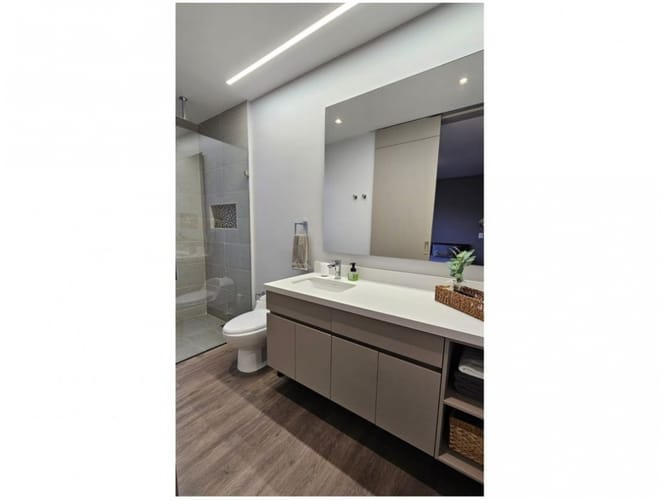 Casa de 3 alcobas en venta en Medellín, 326 m² · foto 24 de 24