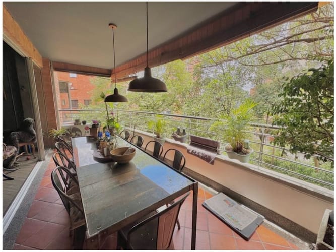 Apartamento en venta en El Campestre, Medellín · foto 3 de 12