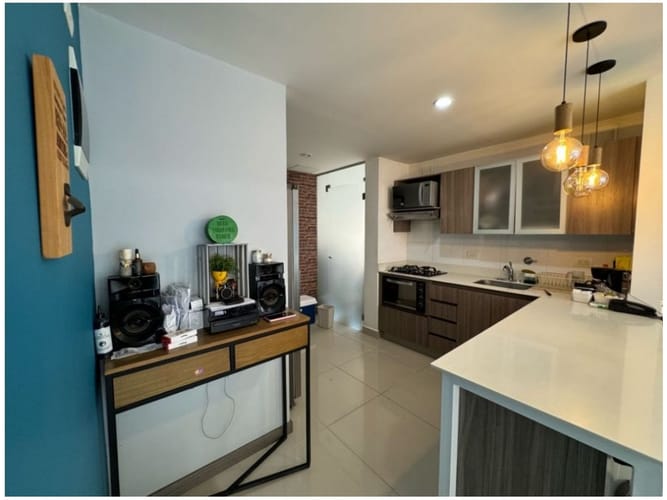 Apartamento de 3 alcobas en venta en El Poblado, Medellín, 121 m² · foto 12 de 13